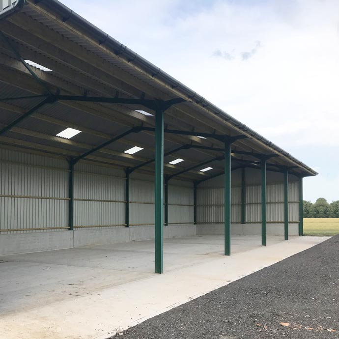 Phil Darby steel framed farm buildings